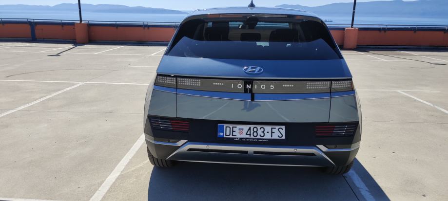 Hyundai Ioniq 5 Urban 77,4 long range, garanc 08/28, fotografija 5