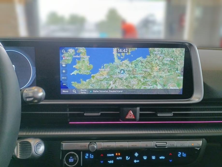 Hyundai Ioniq 6 UNIQ Long Range 4X4 77 kWh 583km WLTP BAT. SOH: 97,5 %, fotografija 9