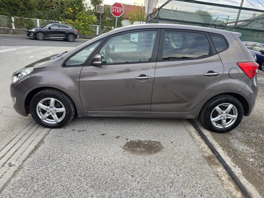 Hyundai ix20 1.4 CRDI // REG 1 GOD // KLIMA //, fotografija 6