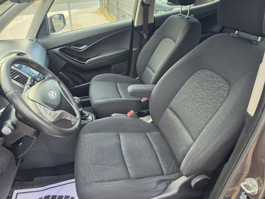Hyundai ix20 1.4 CRDI // REG 1 GOD // KLIMA //, fotografija 13