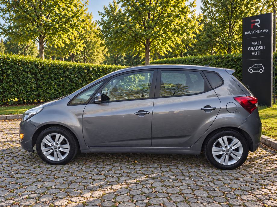 Hyundai ix20 1.6 CRDi - JESENSKI TJEDNI BON- LIMITED EDITION: PANORAMA, fotografija 4