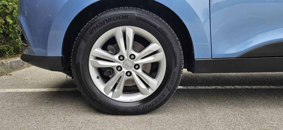 Hyundai ix35 1,6 GDI BENZIN HR VOZILO, fotografija 18