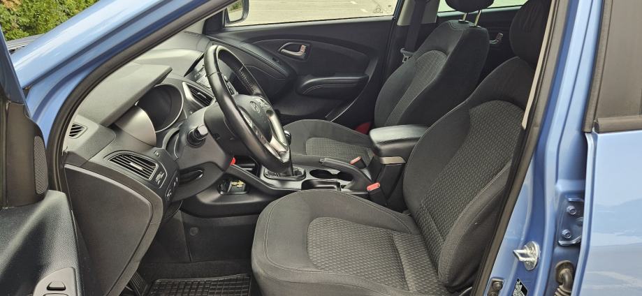 Hyundai ix35 1,6 GDI BENZIN HR VOZILO, fotografija 15
