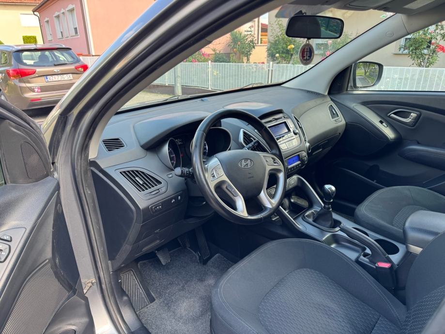 Hyundai ix35 1,6 GDI,REG.GOD.DANA, fotografija 5