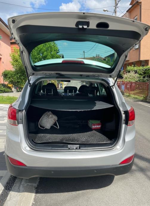 Hyundai ix35 1.7 CRDi (2015.) – Reg. 04/2027, ovlašteni servis, fotografija 10