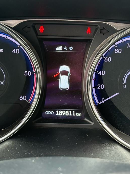 Hyundai ix35 2,0 CRDi automatik, fotografija 11