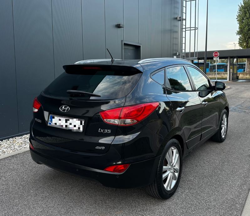 Hyundai ix35 2,0 GLS 4WD Automatik*Hr.Auto*Kamera*Koža*Odlično stanje*, fotografija 4