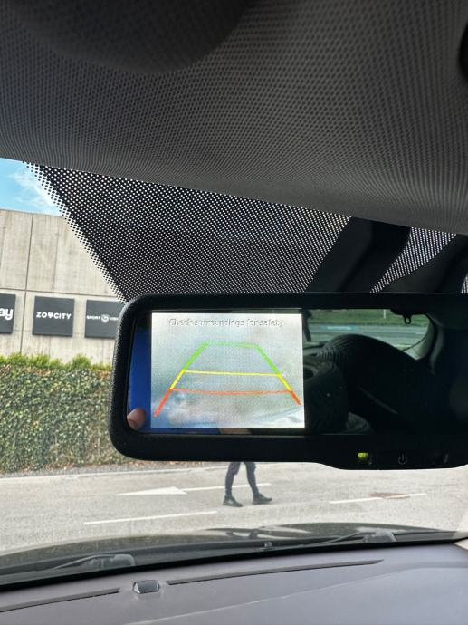Hyundai ix35 2,0 GLS 4WD Automatik*Hr.Auto*Kamera*Koža*Odlično stanje*, fotografija 17