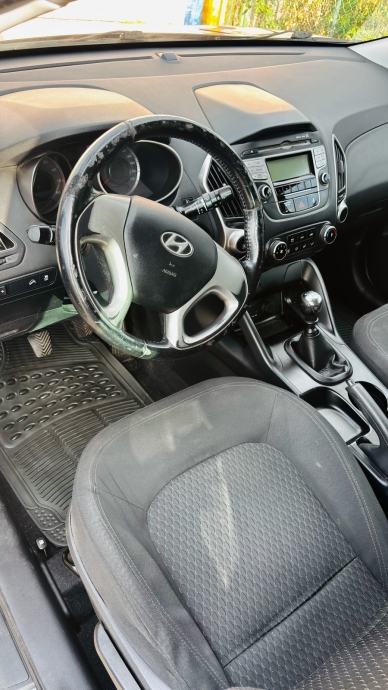 Hyundai ix35, fotografija 8