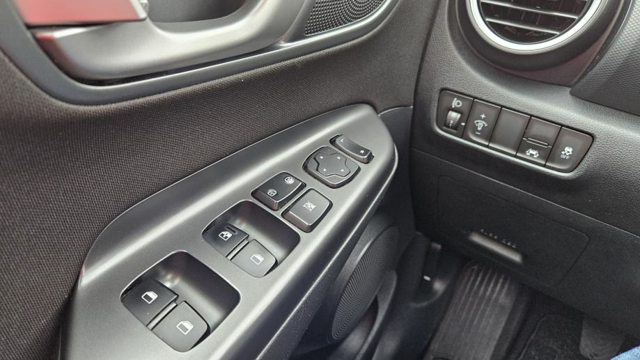 Hyundai Kona 1,6 CRDi Desire it - Kamera,Multimedija...reg.do 10/2027., fotografija 15
