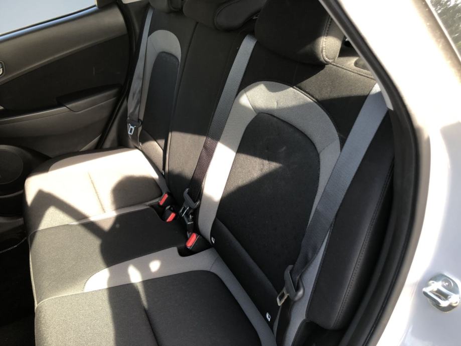 Hyundai Kona 1.6 CRDi KAMERA APPLE CARPLAY MODEL 2021 JAMSTVO, 2021 god.