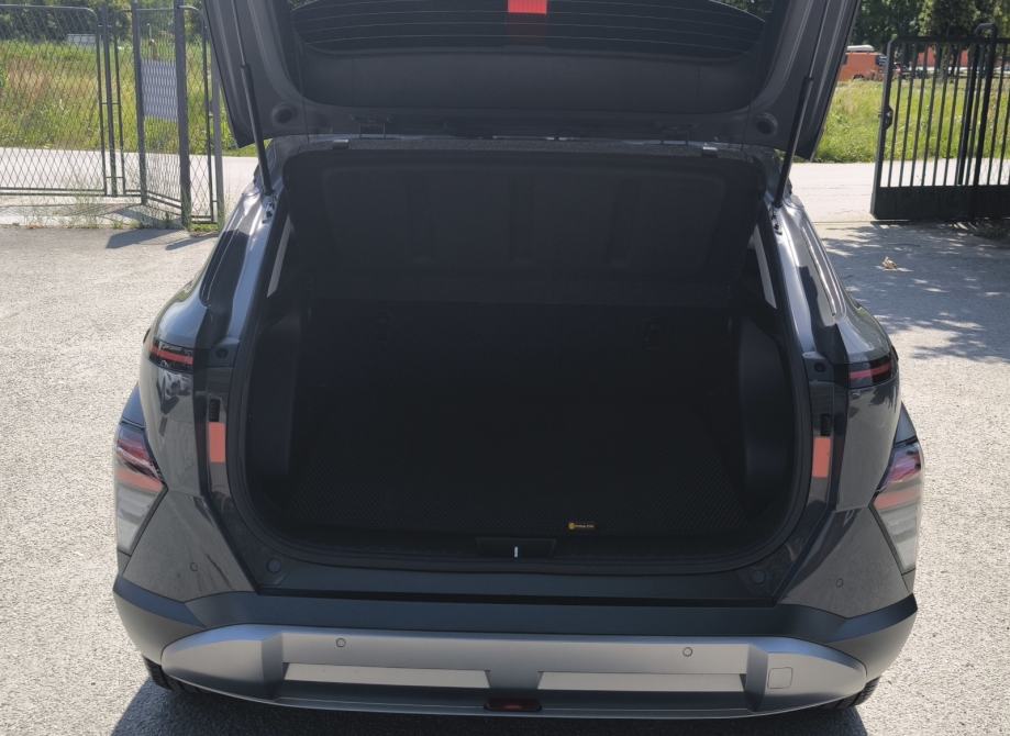 Hyundai Kona 1.6 GDI HEV Premium Plus 6DCT | 11.654 km, fotografija 13