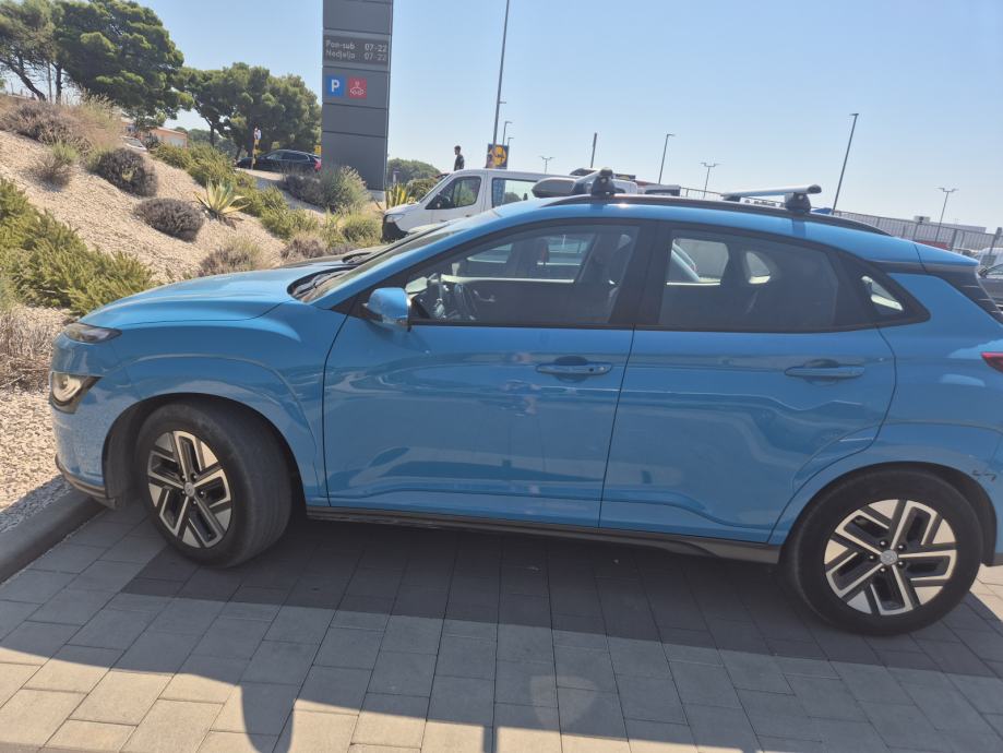 Hyundai Kona EV, 39,7 kW, automatik, registriran godinu dana!, fotografija 4