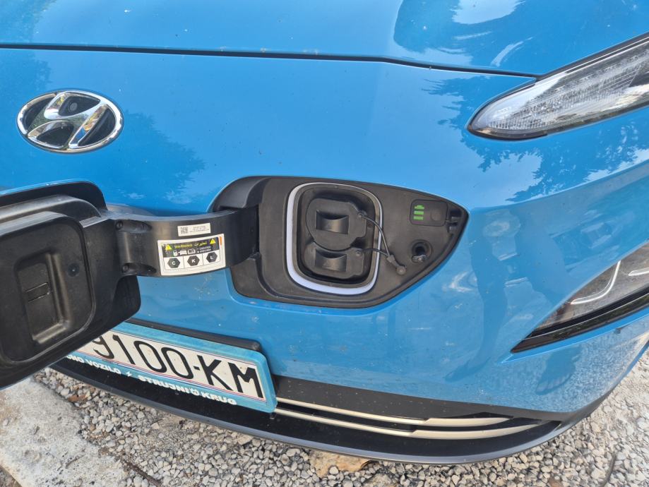 Hyundai Kona EV, 39,7 kW, automatik, registriran godinu dana!, fotografija 13