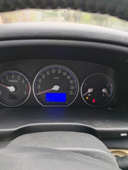 Hyundai Santa Fe 2,7 V6 GLS, fotografija 7