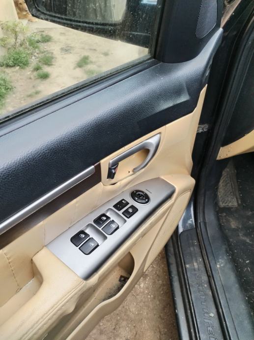 Hyundai Santa Fe 2,7 V6 GLS, fotografija 10