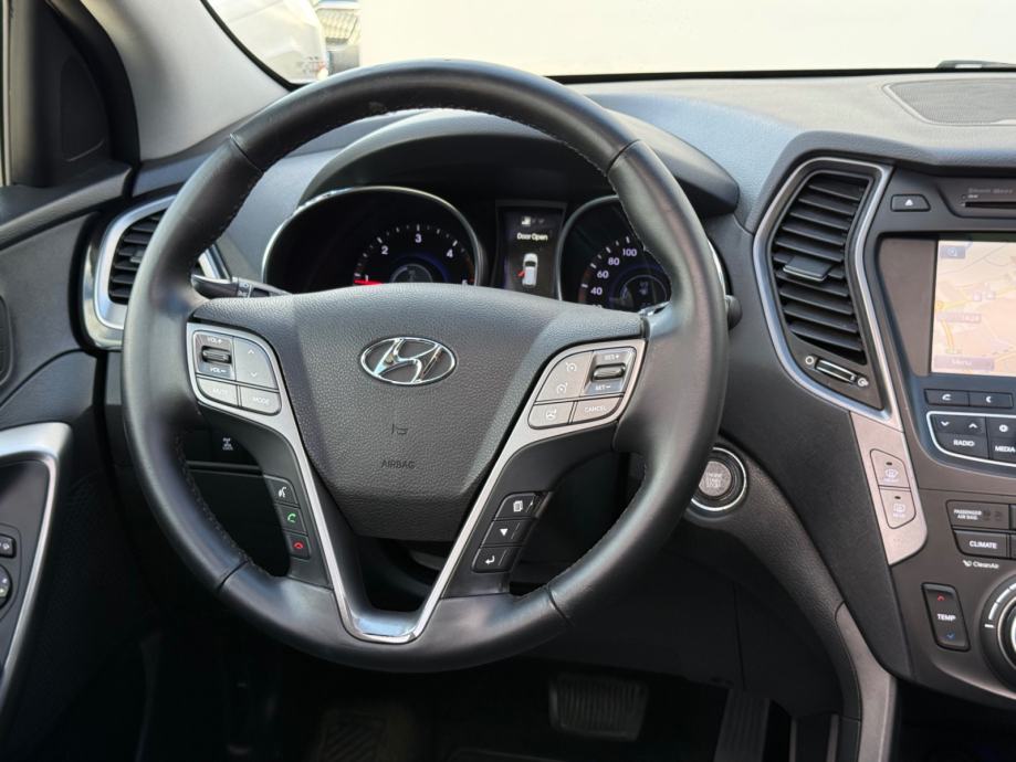 Hyundai Santa Fe 4WD 2,2 CRDi Style | 12MJ JAMSTVA, fotografija 8