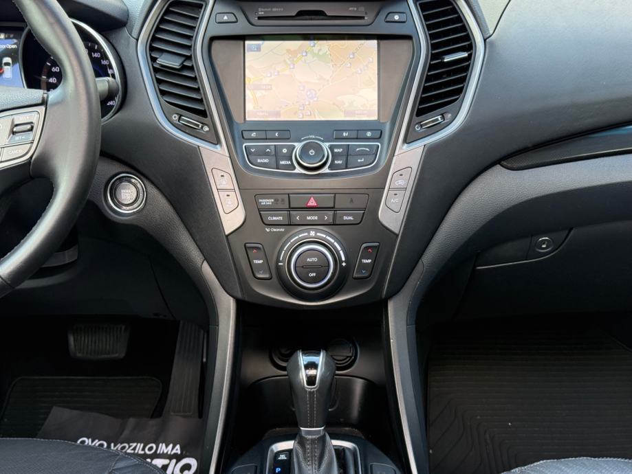 Hyundai Santa Fe 4WD 2,2 CRDi Style | 12MJ JAMSTVA, fotografija 9