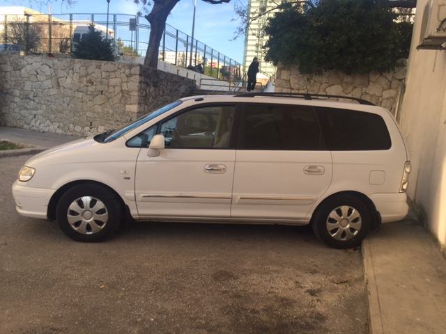 Hyundai trajet 2006