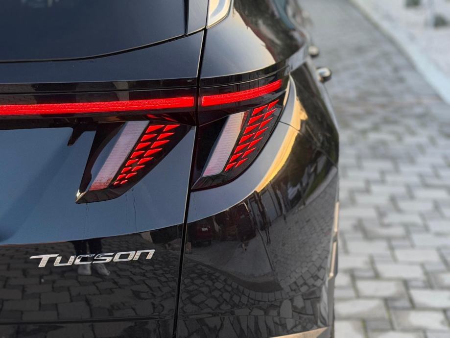 Hyundai Tucson 1,6 CRDi 48V Automatik Kamera Full Led Servisna Jamstvo, fotografija 12