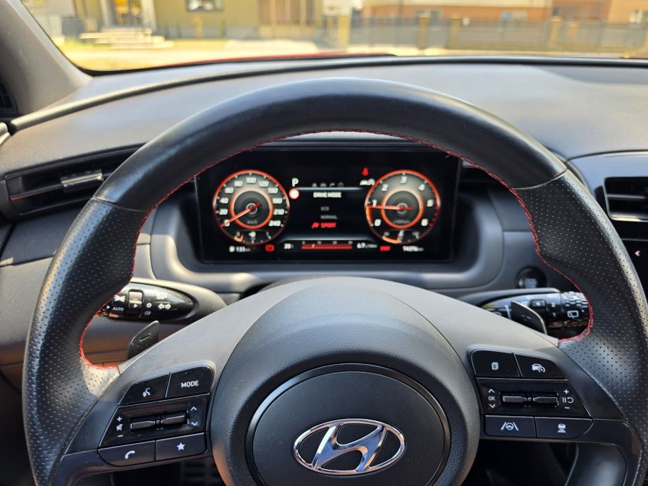 Hyundai Tucson 1,6 CRDi 74TKM,SERV,NAVI,LED,ALU,KAM.,VIRT.,4X4, N LINE, fotografija 10