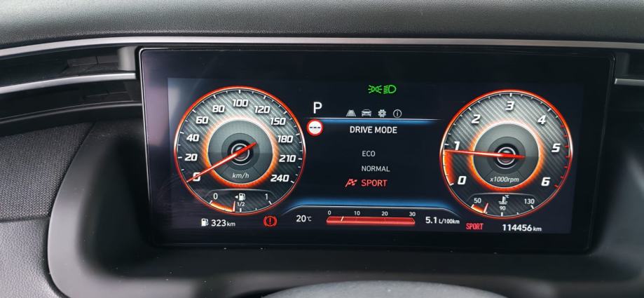 Hyundai Tucson 1,6 CRDi automatik Full Led Servisna Jamstvo TOP STANJE, fotografija 15