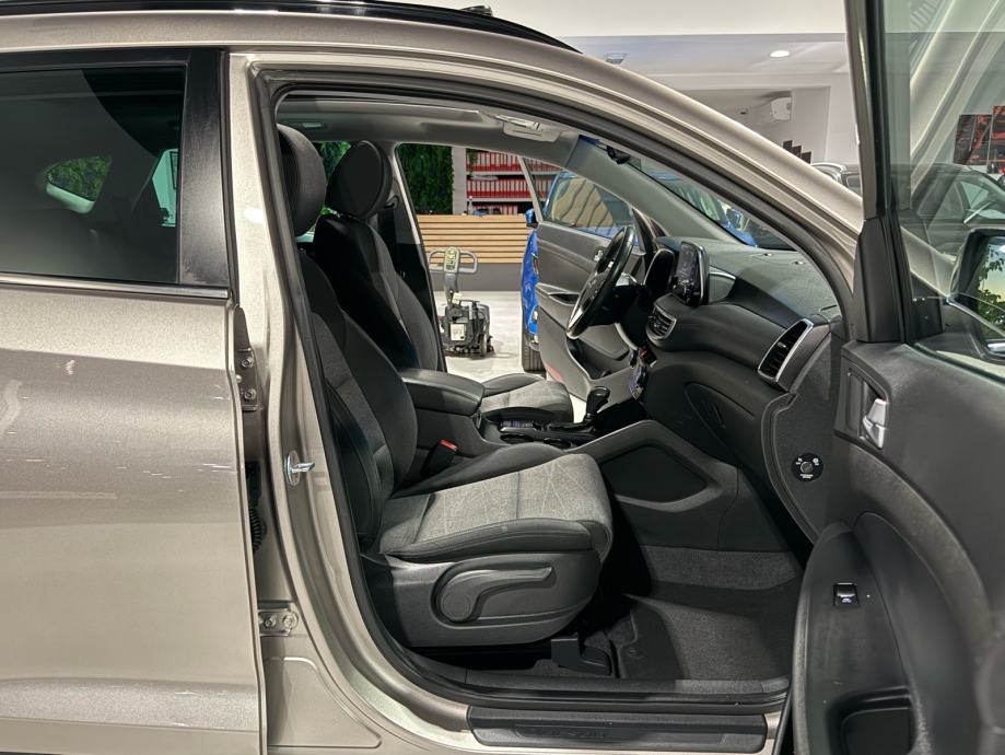 ⭐️HYUNDAI TUCSON 1.6 CRDI⭐️AUTOMATIK◼️PANORAMA◼️3 GODINE JAMSTVA✅⭐️, fotografija 15
