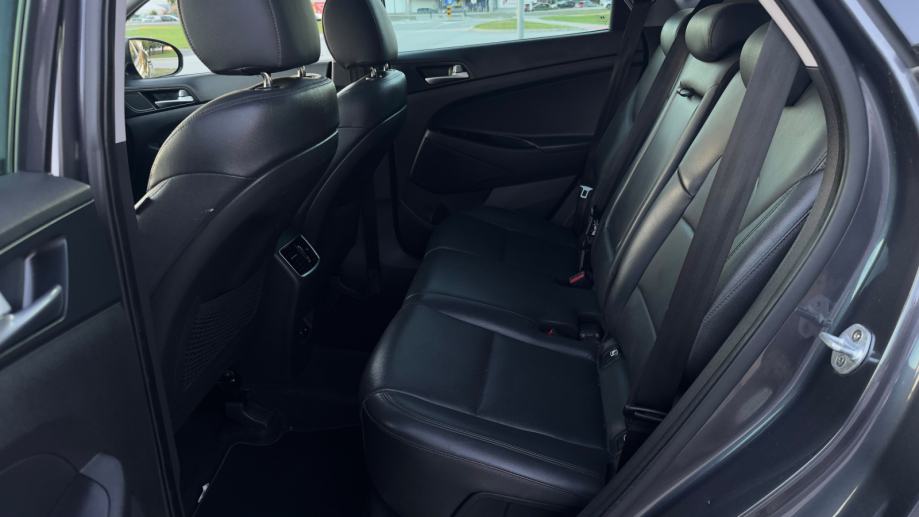 Hyundai Tucson 1.6 CRDI automatik, fotografija 7