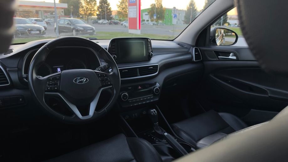 Hyundai Tucson 1.6 CRDI automatik, fotografija 10
