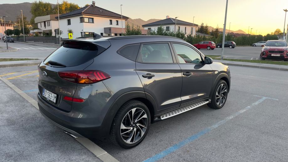 Hyundai Tucson 1.6 CRDI automatik, fotografija 16