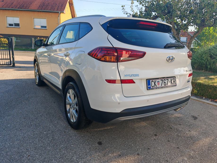Hyundai Tucson 1,6 CRDi automatik, fotografija 2