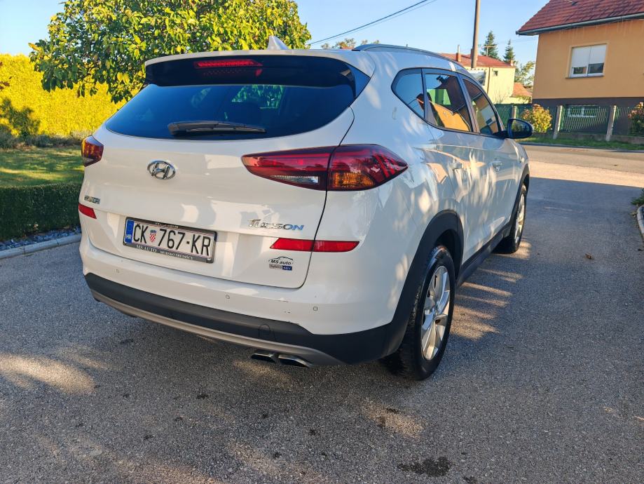 Hyundai Tucson 1,6 CRDi automatik, fotografija 7