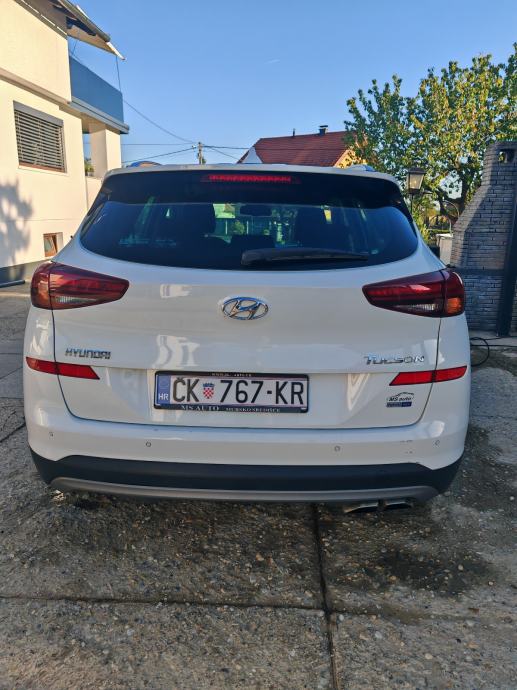 Hyundai Tucson 1,6 CRDi automatik, fotografija 9