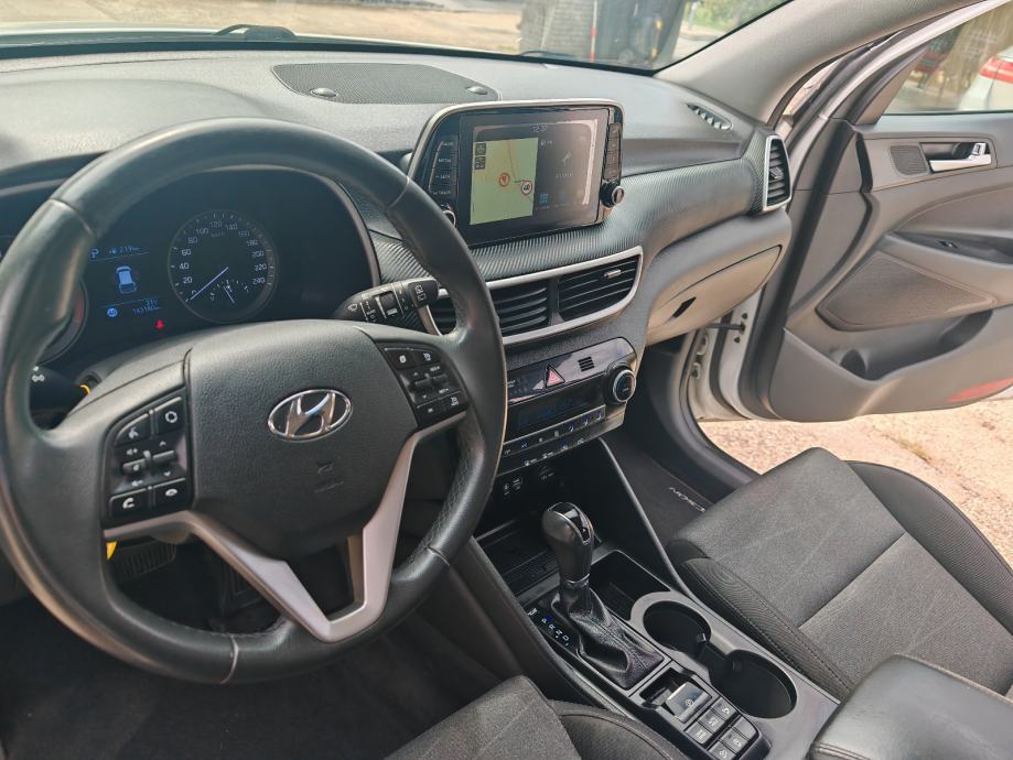 Hyundai Tucson 1,6 CRDi automatik, fotografija 14