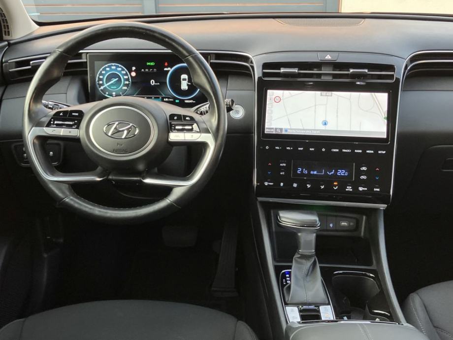 HYUNDAI TUCSON 1.6CRDi 4X4 AUTOMATIC PANORAMA, 100.000km,BESPRIJEKORAN, fotografija 13