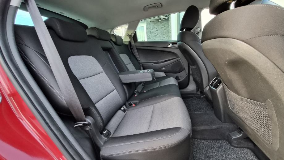 Hyundai Tucson 1,6 CRDi automatik STYLE - 1.VLASNIK - NIJE UVOZ -, fotografija 16
