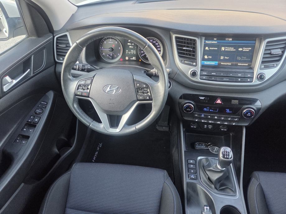 Hyundai Tucson 1,7 CRDi 2018 ** JAMSTVO !!, fotografija 16