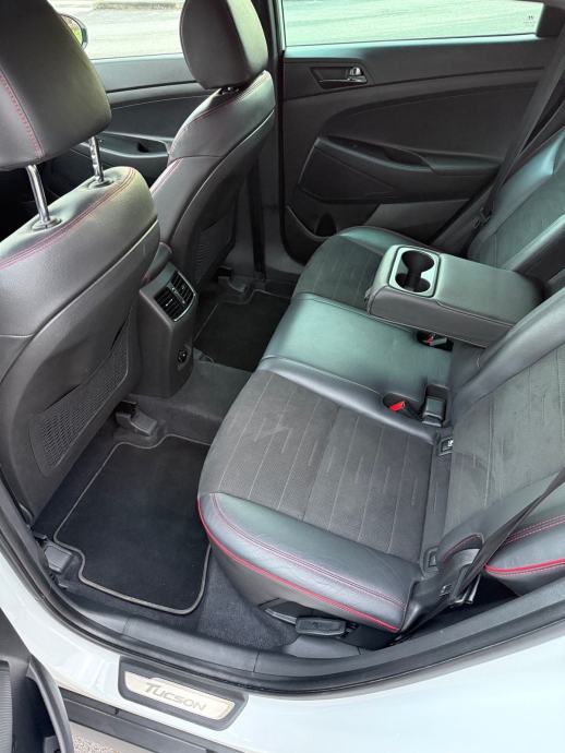 Hyundai Tucson 1,6 CRDi N Line automatik, fotografija 12