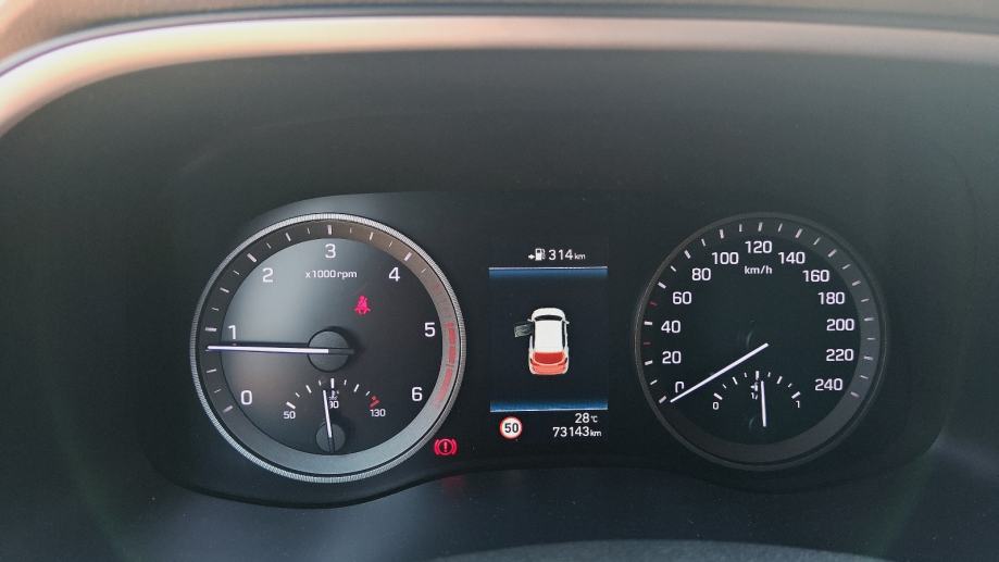 Hyundai Tucson 1,6 CRDi, fotografija 12