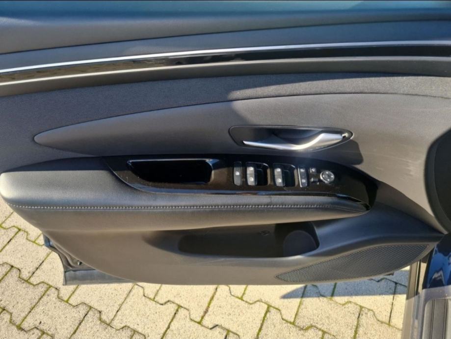 Hyundai Tucson 1,6 GDI 46TKM,SERV.,NAVI.,LED,ALU.,PDC,KAM.,VIRT.,TREND, fotografija 12