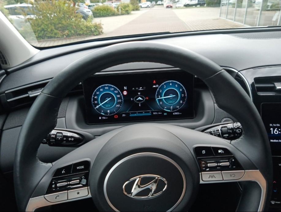 Hyundai Tucson 1,6 GDI 63TKM,SERV.,NAVI.,LED,ALU.,PDC,KAM.,VIRT.,TREND, fotografija 7