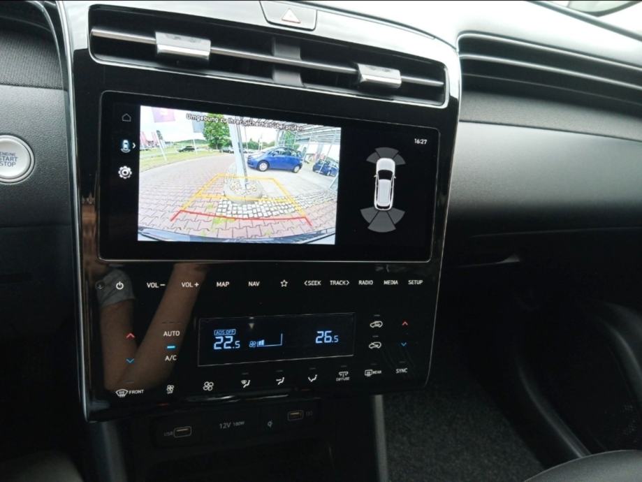 Hyundai Tucson 1,6 GDI 63TKM,SERV.,NAVI.,LED,ALU.,PDC,KAM.,VIRT.,TREND, fotografija 11