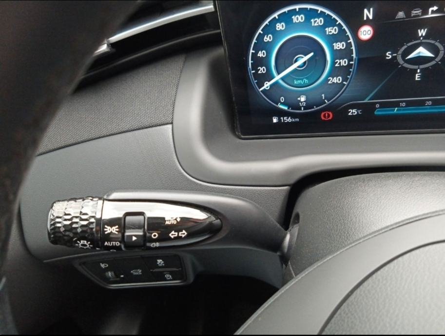 Hyundai Tucson 1,6 GDI 63TKM,SERV.,NAVI.,LED,ALU.,PDC,KAM.,VIRT.,TREND, fotografija 9