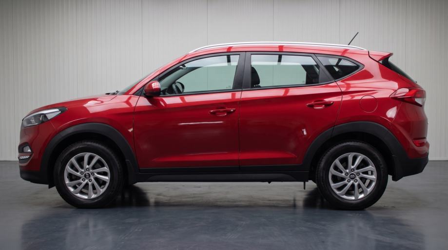 Hyundai Tucson 1,6 GDI SAMO 22000 KM VOZILO KAO NOVO!!!, fotografija 4