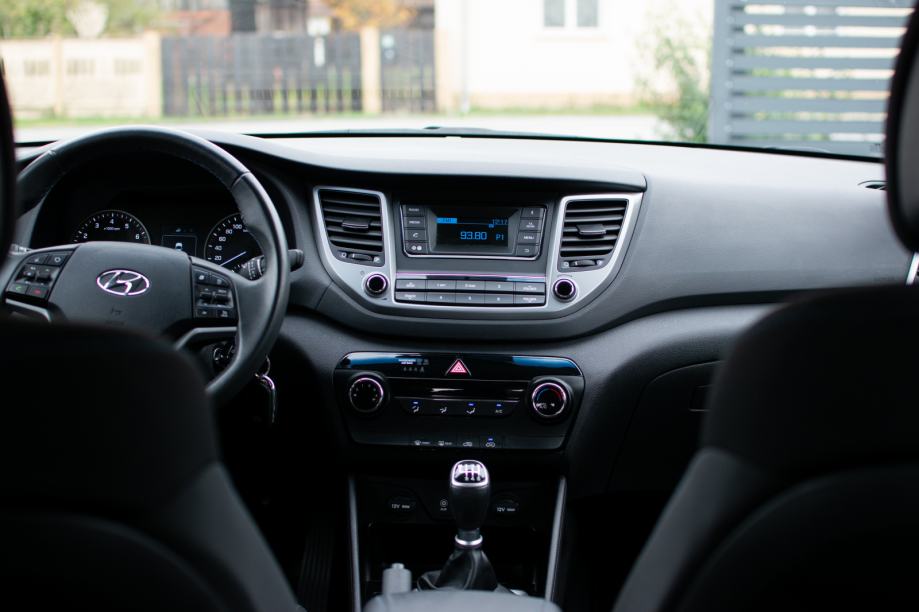 Hyundai Tucson 1,6 GDI SAMO 22000 KM VOZILO KAO NOVO!!!, fotografija 14