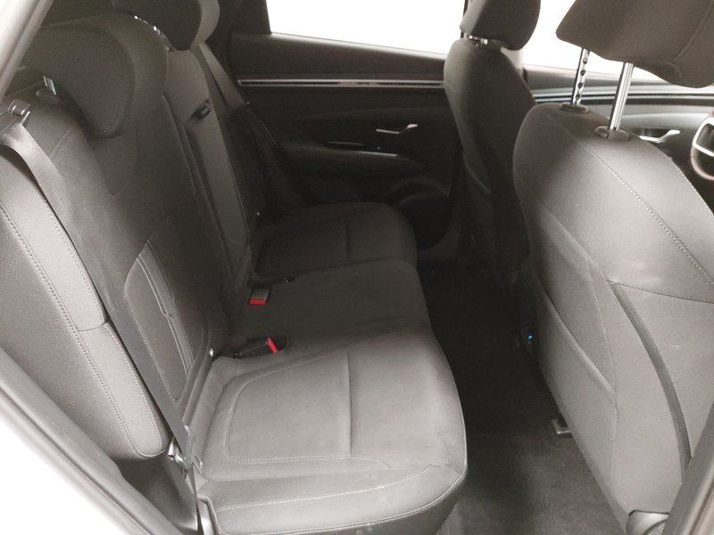 Hyundai Tucson 1.6 T-GDI automatik • 4x4 • digitalni instrumenti, fotografija 12