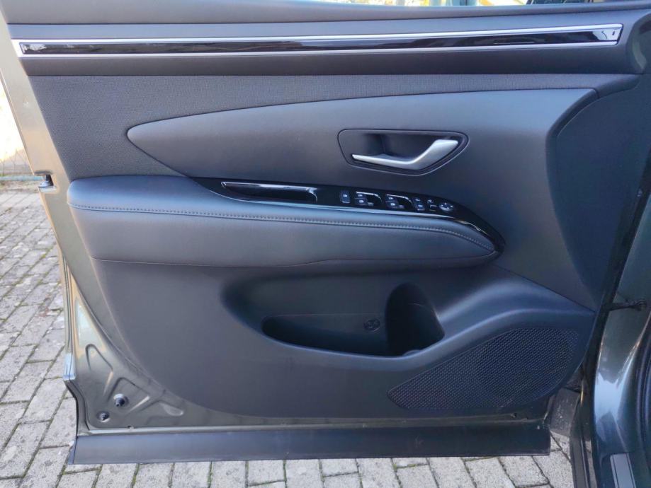 Hyundai Tucson 1.6 T-GDI PREMIUM, fotografija 13