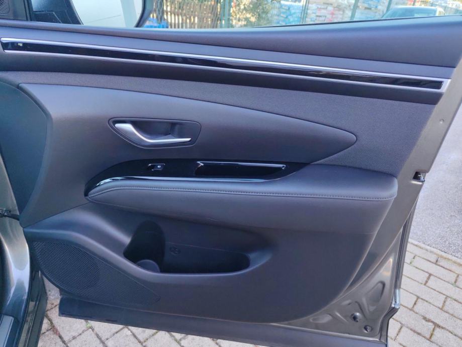 Hyundai Tucson 1.6 T-GDI PREMIUM, fotografija 14