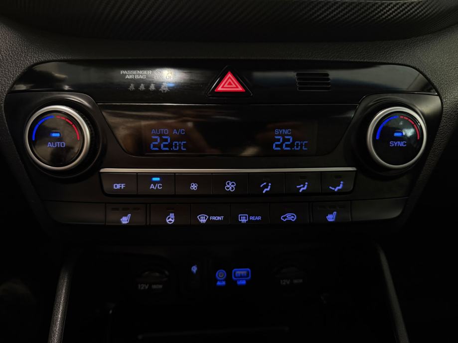 Hyundai Tucson 1,6 T-GDI NAVI KAMERA TOP STANJE, fotografija 13