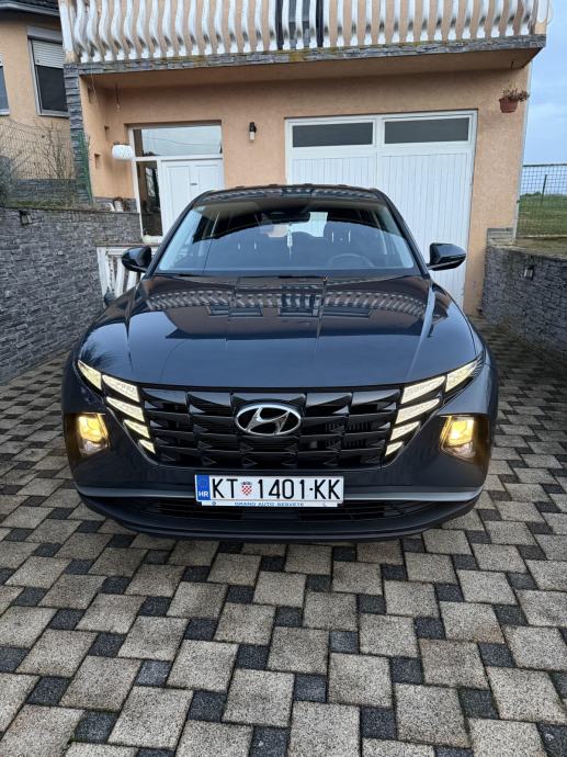Hyundai Tucson 1,6T registriran do 7/27, fotografija 3